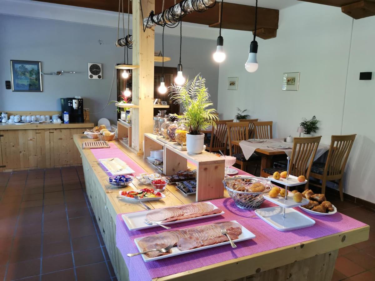 Landhotel Kastanienhof Gundersheim Dış mekan fotoğraf